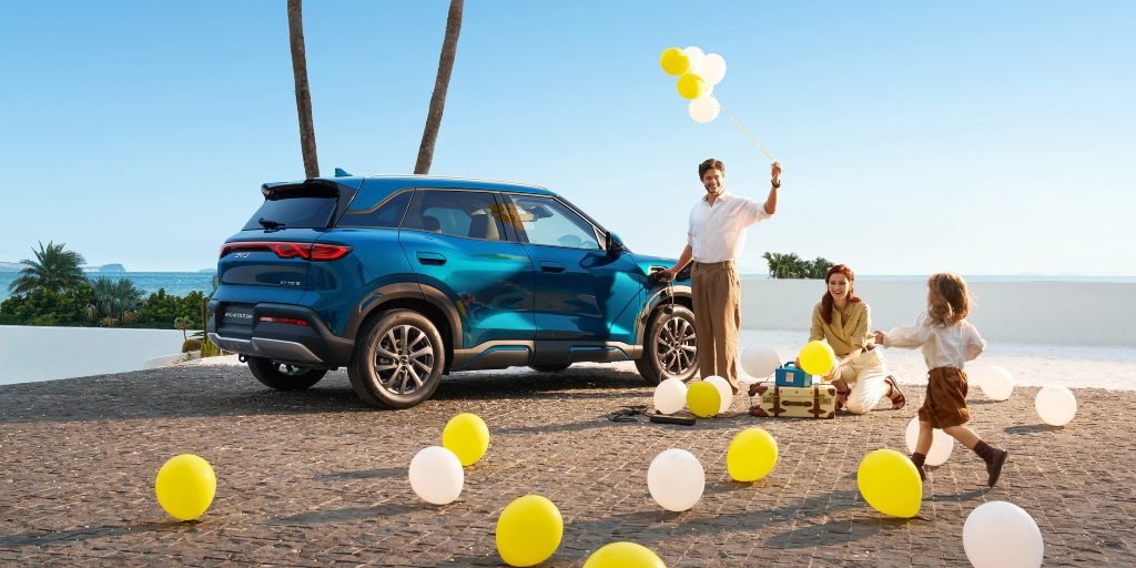 ATTO 2 DM-i Charging